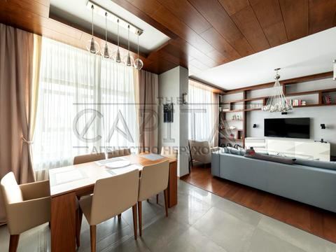 квартира по адресу Андрея Верхогляда ул. (Михайла Драгомирова), 7