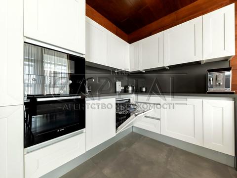 квартира по адресу Андрея Верхогляда ул. (Михайла Драгомирова), 7