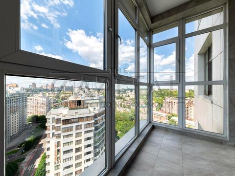 квартира по адресу Андрея Верхогляда ул. (Михайла Драгомирова), 7