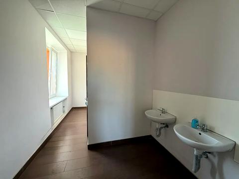 коммерческая по адресу Строителей ул., 43