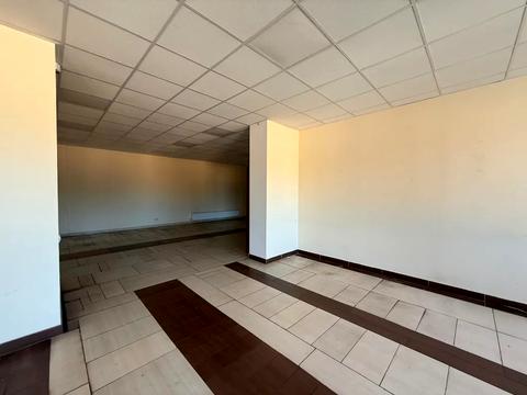 коммерческая по адресу Строителей ул., 43