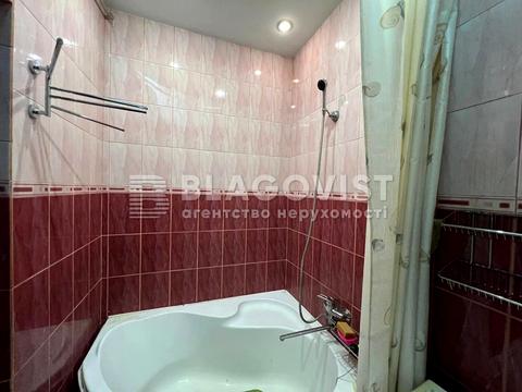 квартира за адресою Костянтинівська вул., 4