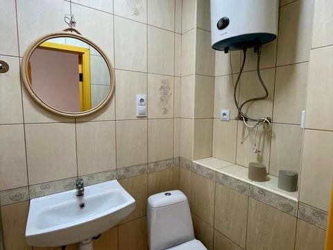 коммерческая по адресу Антоновича ул. (Сталинградской битвы), 74