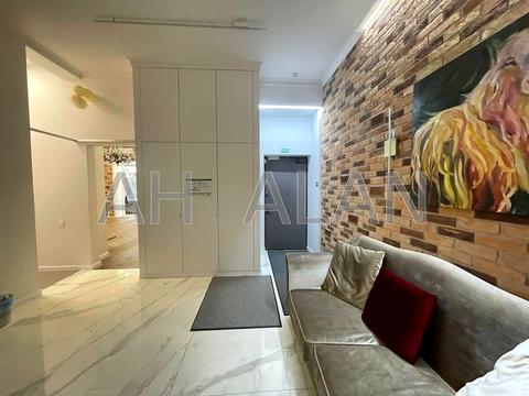 комерційна за адресою Шота Руставелі вул., 30-Б