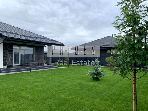 дом по адресу Весняна вул.