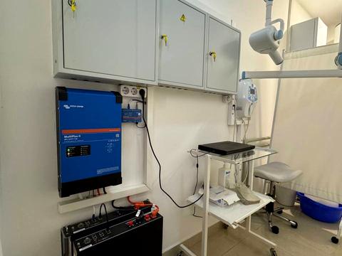 комерційна за адресою Пластова вул. (Остафова), 3