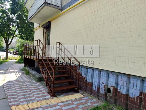 комерційна за адресою Володимира Івасюка просп. (Героїв Сталінграду), 52