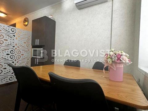 квартира по адресу Дмитриевская ул., 2