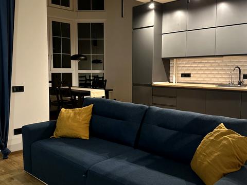 квартира по адресу Придорожна ул., 3