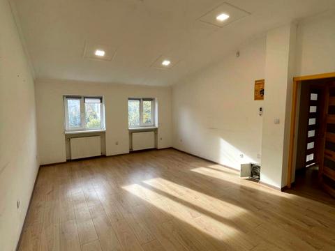 коммерческая по адресу Антоновича ул. (Сталинградской битвы), 74