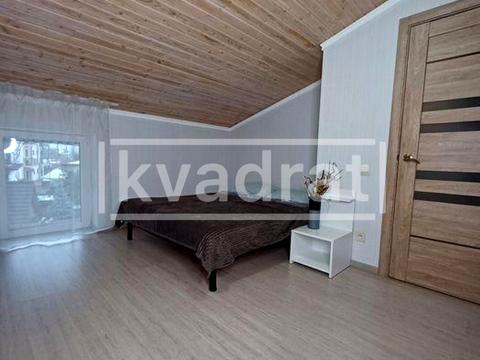 будинок за адресою 136-та Садова