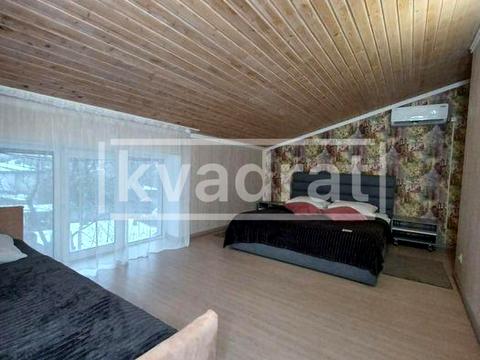 будинок за адресою 136-та Садова