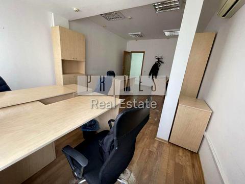 комерційна за адресою Хорива вул., 1