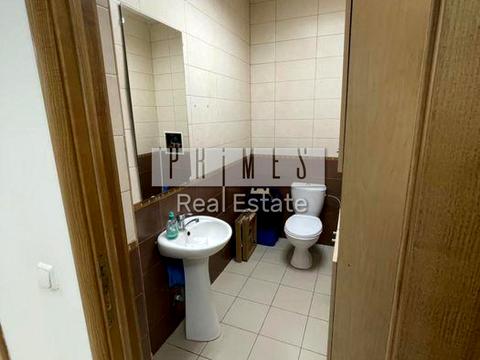 комерційна за адресою Хорива вул., 1