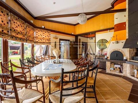 дом по адресу паризька