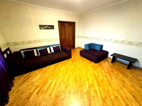 квартира за адресою Миколи Амосова вул., 4