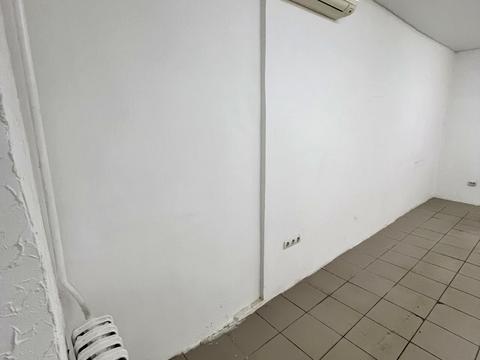 комерційна за адресою 16 Липня вул., 58