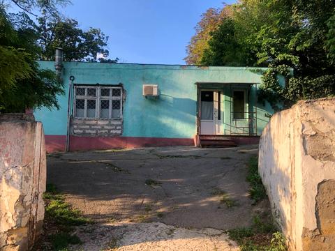 комерційна за адресою Ольгіївський узвіз, 8