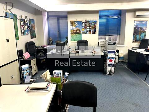 комерційна за адресою Ярославів Вал вул., 16