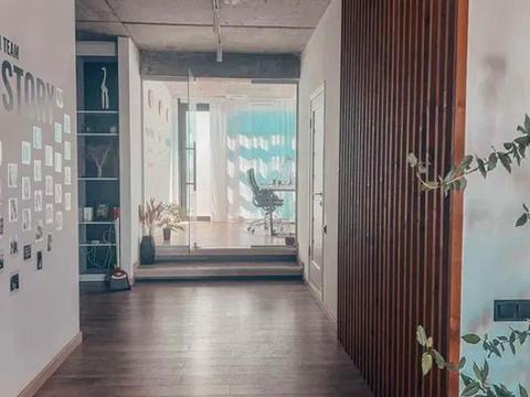 комерційна за адресою Середньофонтанська вул., 19в