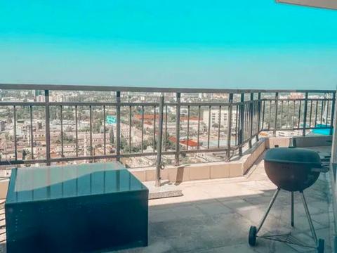 комерційна за адресою Середньофонтанська вул., 19в