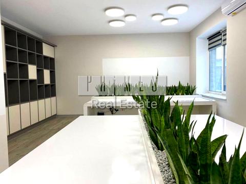 комерційна за адресою Володимира Івасюка просп. (Героїв Сталінграду), 6