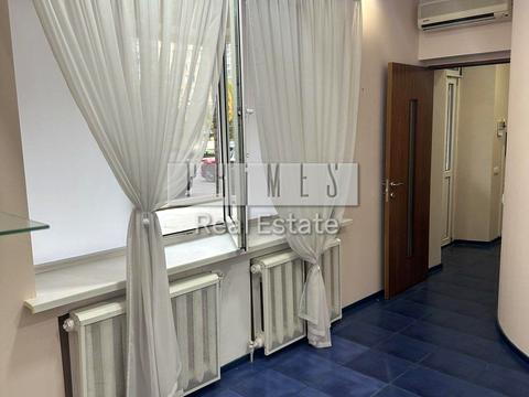 комерційна за адресою Володимира Івасюка просп. (Героїв Сталінграду), 6