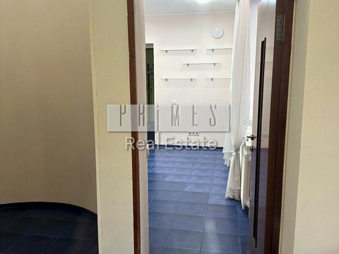 комерційна за адресою Володимира Івасюка просп. (Героїв Сталінграду), 6