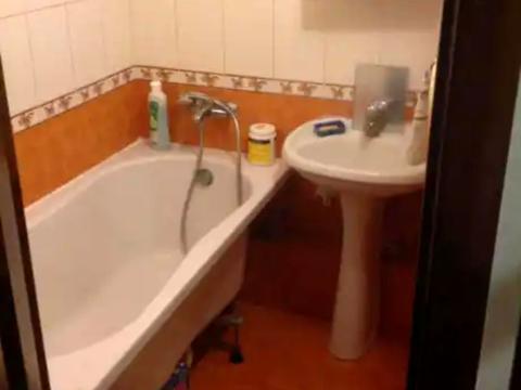 квартира за адресою житловий масив Тополя-1 вул., 4