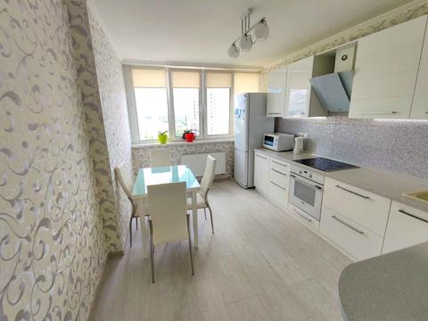 квартира за адресою Юрія Поправки вул. (Миколи Лебедєва), 14