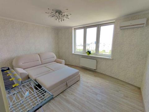 квартира за адресою Юрія Поправки вул. (Миколи Лебедєва), 14