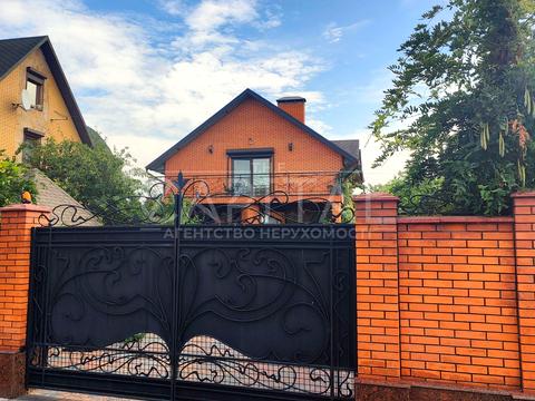 будинок за адресою Центральна вул.