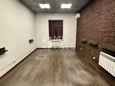 комерційна за адресою Кожум'яцька вул., 12-В