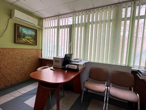 комерційна за адресою Свободи вул., 1