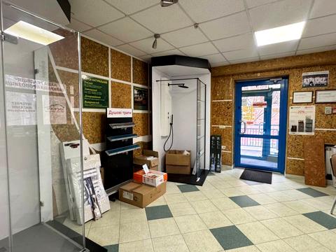 комерційна за адресою Свободи вул., 1