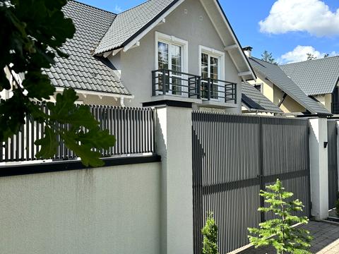 дом по адресу Революції, 7