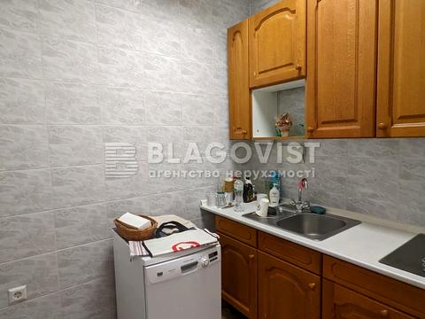 комерційна за адресою Богдана Хмельницького вул., 29/2