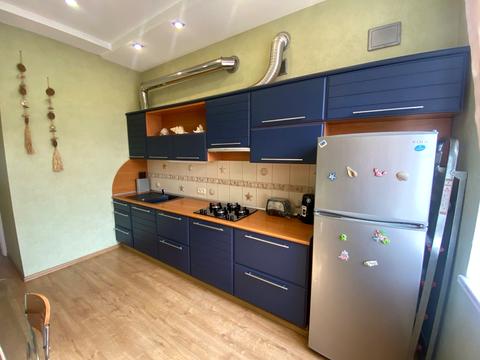 квартира за адресою Дмитра Яворницького просп. (Карла Маркса), 53-А