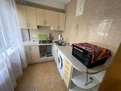 квартира за адресою Салютна вул., 27