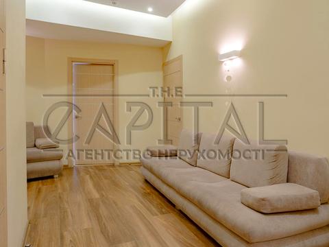 комерційна за адресою Євгена Коновальця вул. (Щорса), 36Д