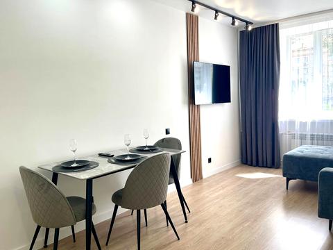 квартира за адресою Соборності просп. (Возз'єднання), 10/1