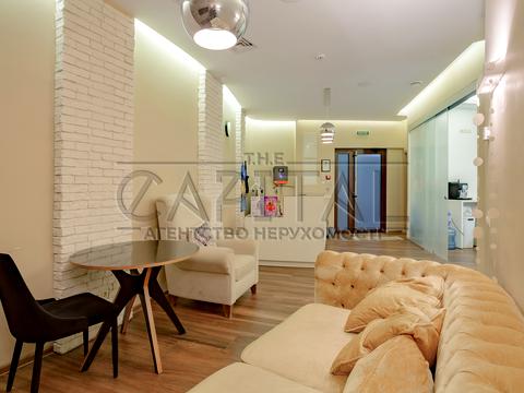 комерційна за адресою вул. Коновальця Євгена, 36Д