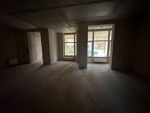 комерційна за адресою Радісна, 4