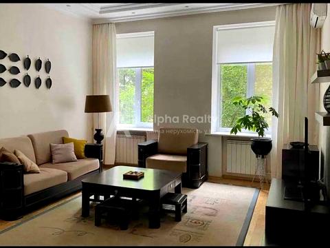 квартира за адресою Академіка Богомольця вул., 7/14