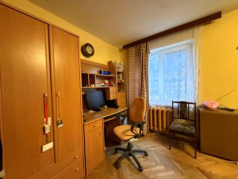 квартира за адресою Тролейбусна вул., 8