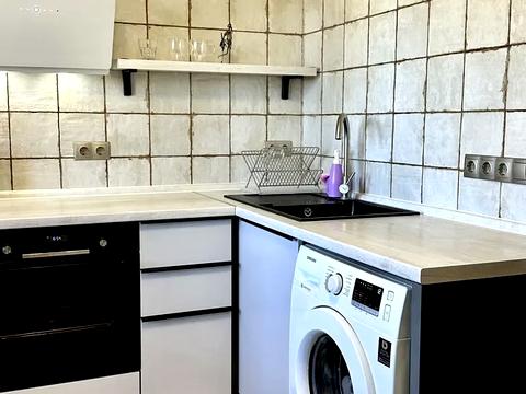 квартира за адресою В'ячеслава Чорновола вул., 16