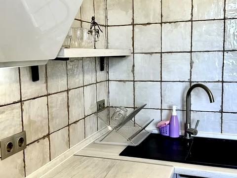 квартира за адресою В'ячеслава Чорновола вул., 16