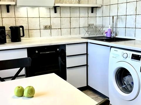 квартира за адресою В'ячеслава Чорновола вул., 16