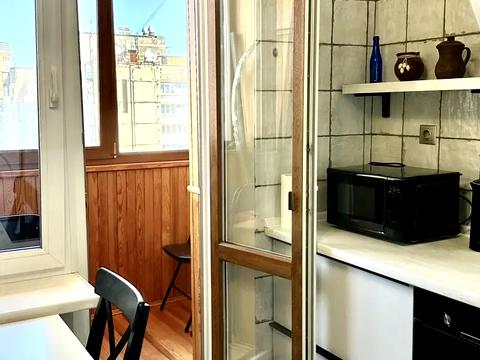 квартира за адресою В'ячеслава Чорновола вул., 16