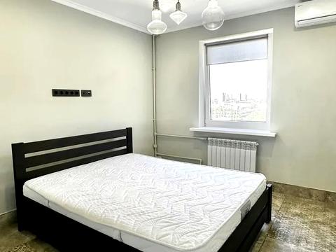 квартира за адресою В'ячеслава Чорновола вул., 16